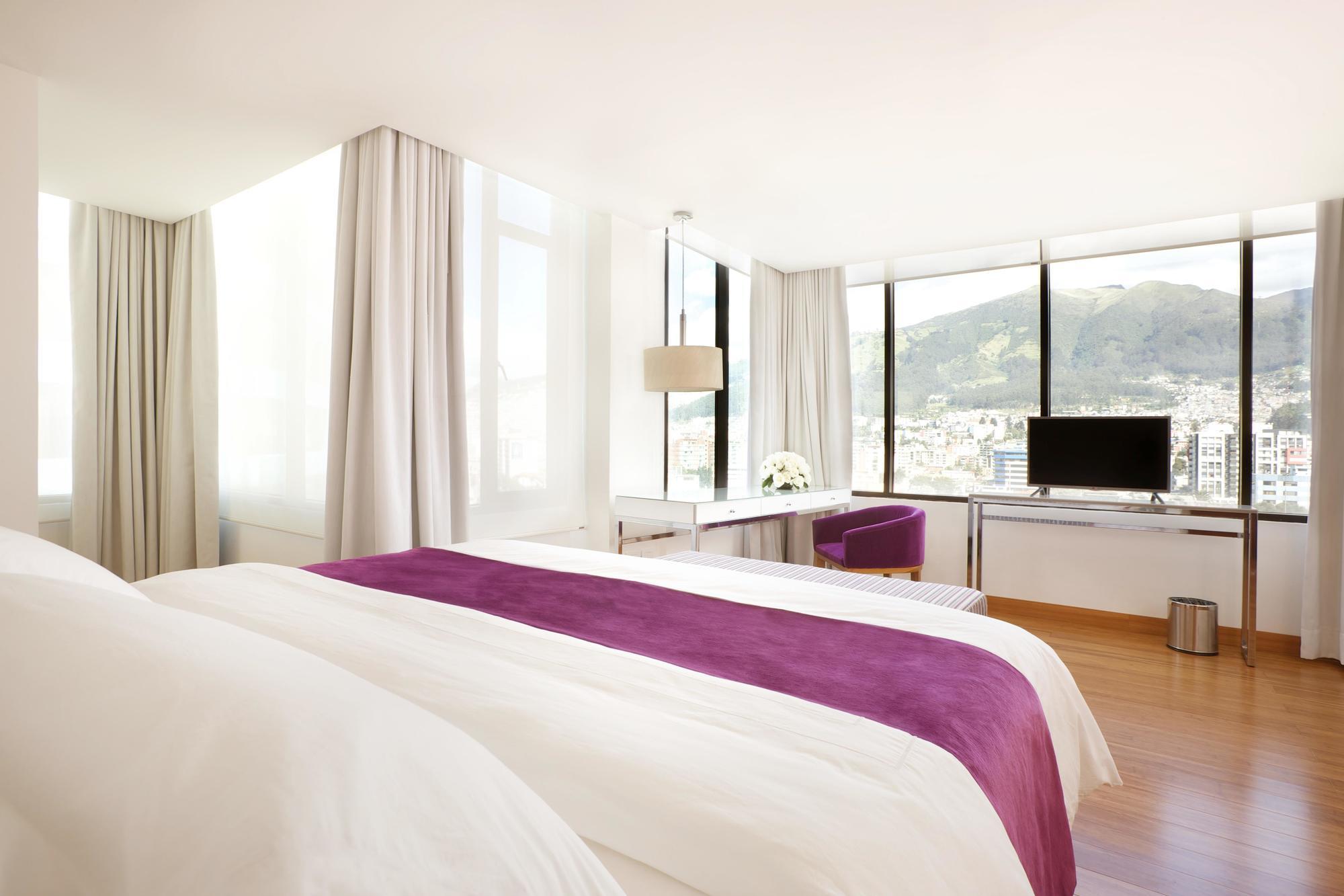 Hotel Rio Amazonas Quito Exterior photo